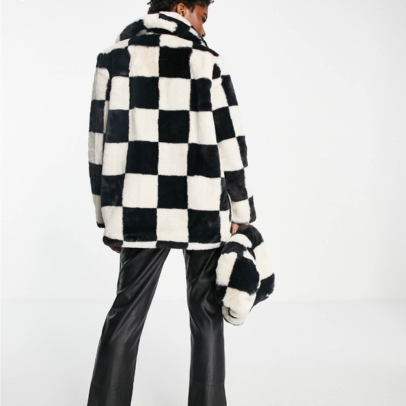 Asos coat in checkerboard faux fur. US 6. - Picture 11 of 11